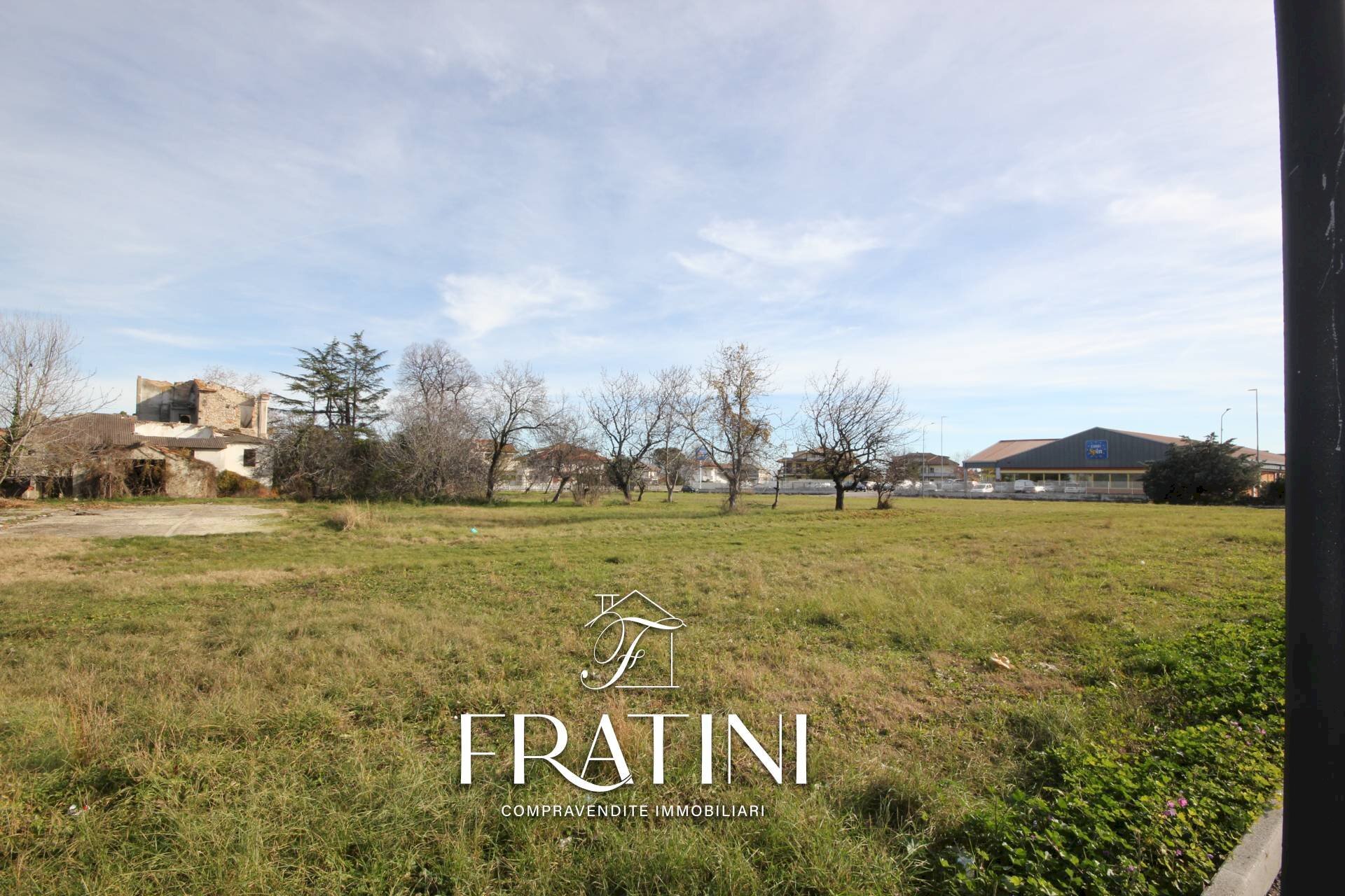 Foto 2 - Building land Via Virgilio
 
36, Sant'Egidio alla Vibrata - photo 2