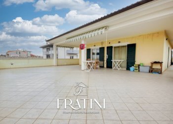 Foto 5 - Attico Via J . F .Kennedy
 
29, Sant'Egidio alla Vibrata - foto 5