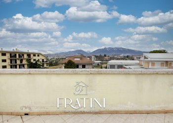 Foto 25 - Attico Via J . F .Kennedy
 
29, Sant'Egidio alla Vibrata - foto 25