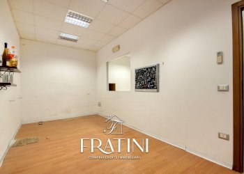 Foto 10 - Capannone Via dei Castani
 
54, Martinsicuro - foto 10