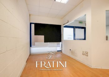 Foto 17 - Capannone Via dei Castani
 
54, Martinsicuro - foto 17