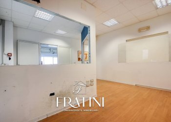 Foto 18 - Capannone Via dei Castani
 
54, Martinsicuro - foto 18