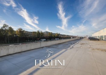 Foto 24 - Capannone Via dei Castani
 
54, Martinsicuro - foto 24