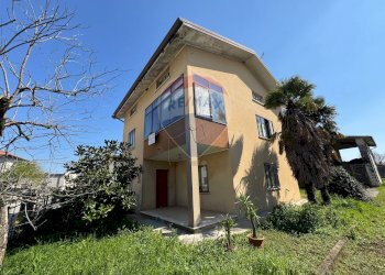 Foto 1 - Casa indipendente Via Palmanova
 
12, Castions di Strada - foto 1