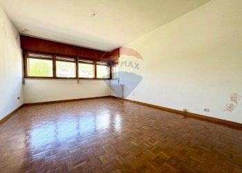 Stanza vuota - Quadrilocale Via San Giovanni Bosco
 
12, Tolmezzo - foto 5