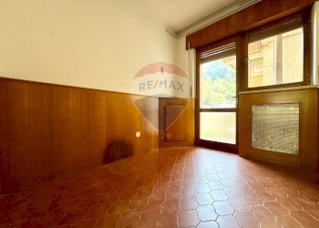 Stanza vuota - Quadrilocale Via San Giovanni Bosco
 
12, Tolmezzo - foto 7