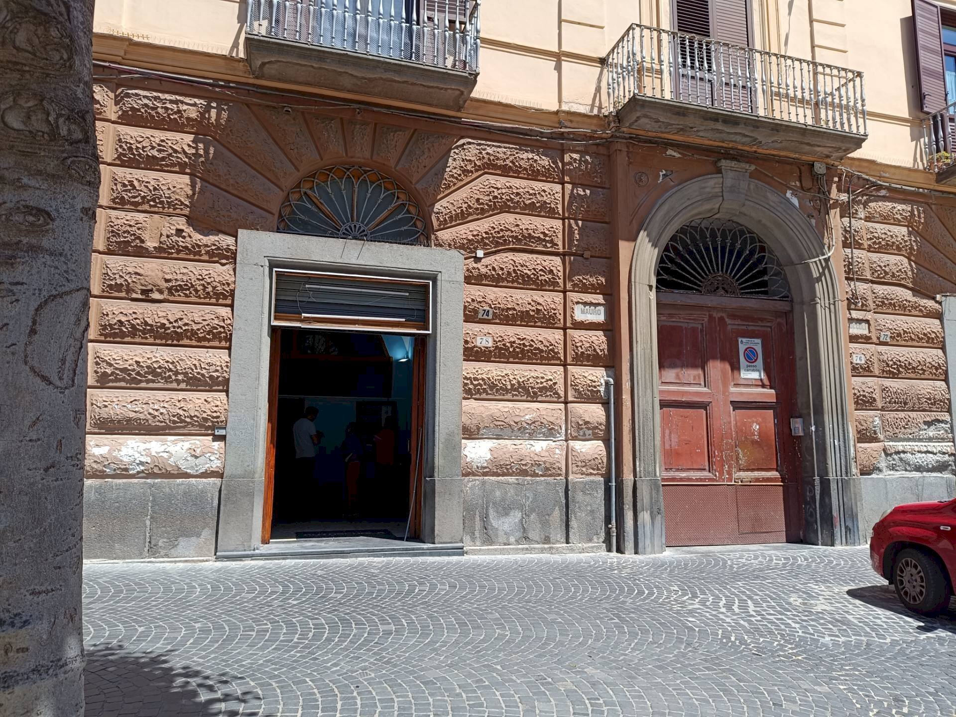 Foto 3 - Negozio Corso Umberto Primo, Torre Annunziata - foto 3