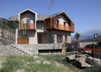 Foto 1 - Villa a Schiera Località Ecleroz, Quart - foto 1