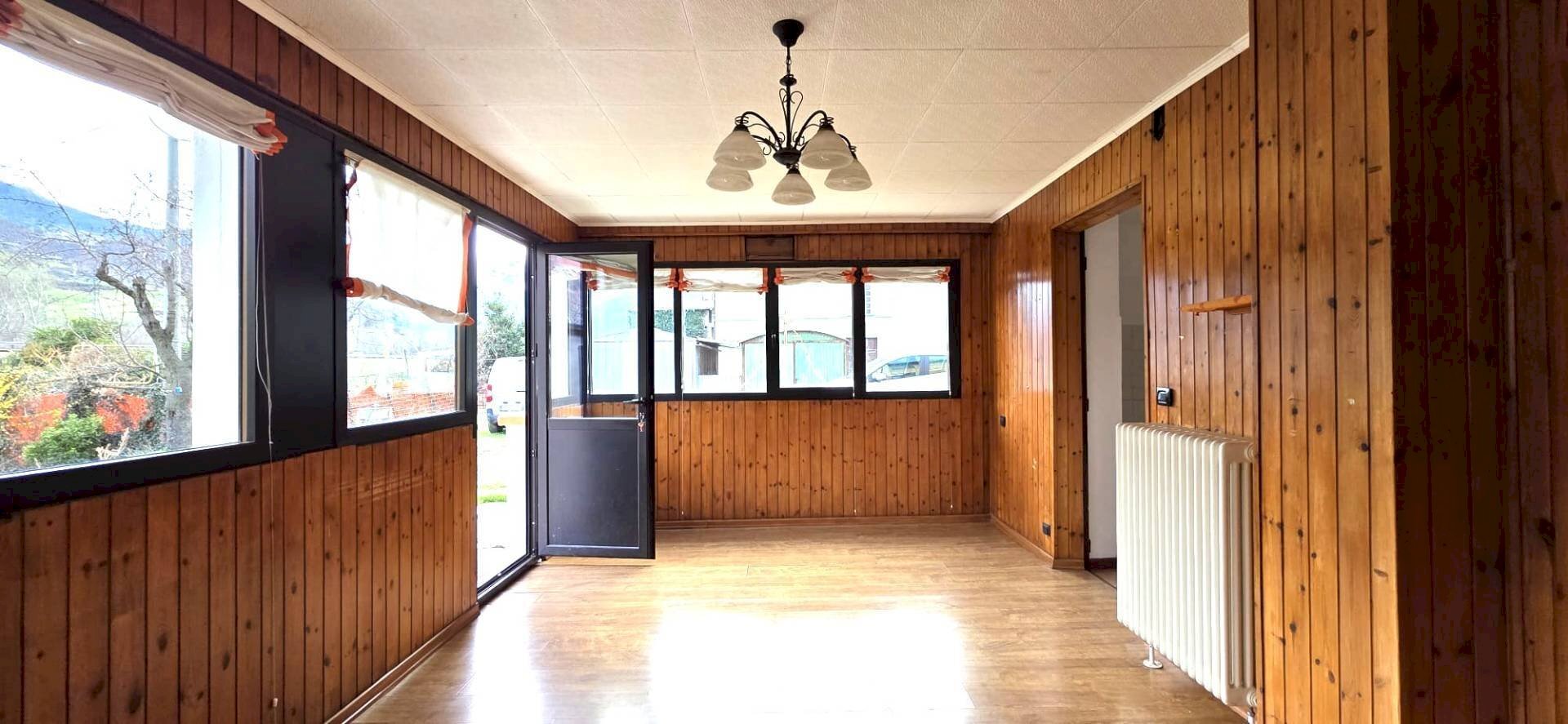 Foto 3 - Trilocale Frazione Oley
 
19, Montjovet - foto 3