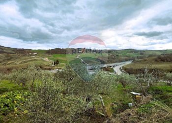 Vista delle montagne - Trilocale Via Santa Lucia
 
36, Ripalimosani - foto 10