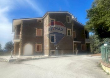 Casa all\'aperto - Casa indipendente C.da Selva
 
snc, Ripalimosani - foto 4