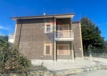 Casa all\'aperto - Casa indipendente C.da Selva
 
snc, Ripalimosani - foto 6