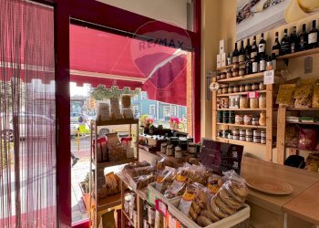 Cantina - Commercial Activity Via XXIV Maggio
 
110, Campobasso - photo 2