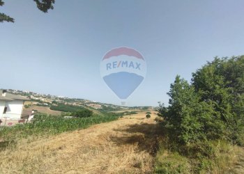 Vista delle montagne - Terreno agricolo C.da Feudo, Campobasso - foto 4