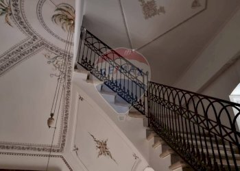 Scale - Casa indipendente Largo Della Vittoria
 
2, Casalciprano - foto 16