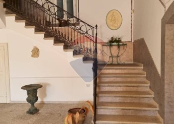 Scale - Casa indipendente Largo Della Vittoria
 
2, Casalciprano - foto 17