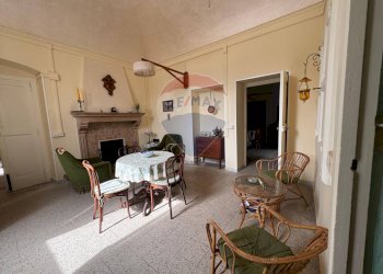 Sala da pranzo - Casa indipendente Largo Della Vittoria
 
2, Casalciprano - foto 37