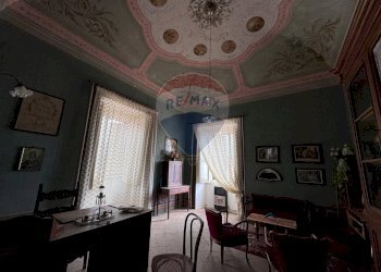 Sala da pranzo - Casa indipendente Largo Della Vittoria
 
2, Casalciprano - foto 43