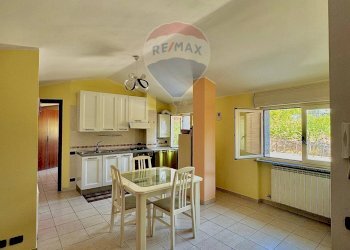 Sala da pranzo - Quadrilocale Via Basilicata
 
27, Campobasso - foto 5