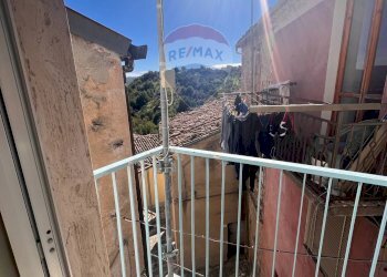 Balcone - Appartamento vico fossi
13, Mirabello Sannitico - foto 1