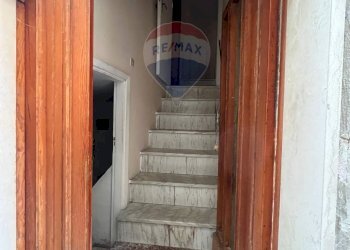 Scale - Appartamento vico fossi
13, Mirabello Sannitico - foto 2