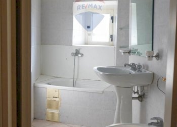 Bagno - Trilocale strada S. Mercurio
 
46, Campobasso - foto 13