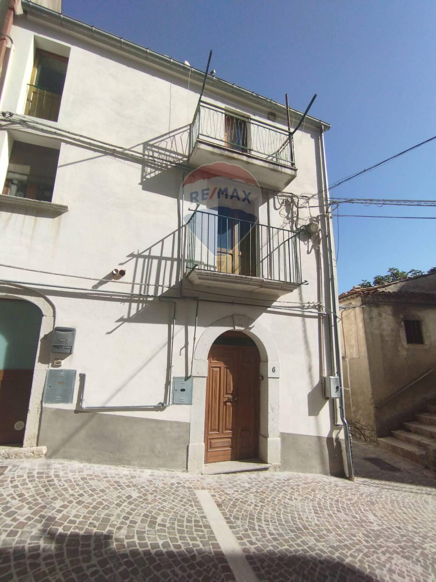 Edificio all\'aperto - Casa semi indipendente Via Chiesa
 
6, Gildone - foto 1