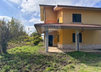 Casa all\'aperto - Casa indipendente Contrada Colle Pellegrino, Baranello - foto 4