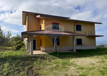 Casa all\'aperto - Casa indipendente Contrada Colle Pellegrino, Baranello - foto 31