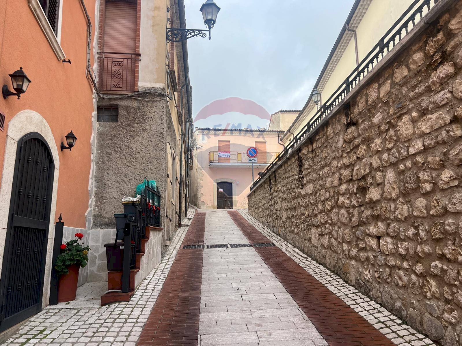 Terrazza - Semi-detached house Via Porta Grande
 
35, Campochiaro - photo 1