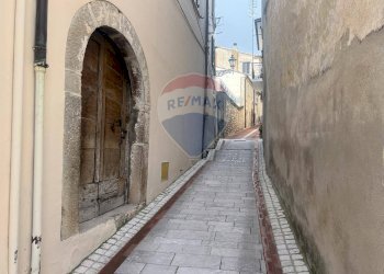 Edificio all\'aperto - Casa semi indipendente Via Porta Grande
 
35, Campochiaro - foto 17