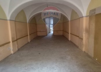 Stanza vuota - Locale Commerciale VIA MARCONI
 
112, Campobasso - foto 3