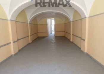 Stanza vuota - Locale Commerciale VIA MARCONI
 
112, Campobasso - foto 3