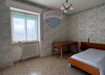 Camera / camera da letto - Appartamento via Sottogiardino
 
18, Oratino - foto 15