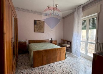 Camera / camera da letto - Appartamento via Sottogiardino
 
18, Oratino - foto 18