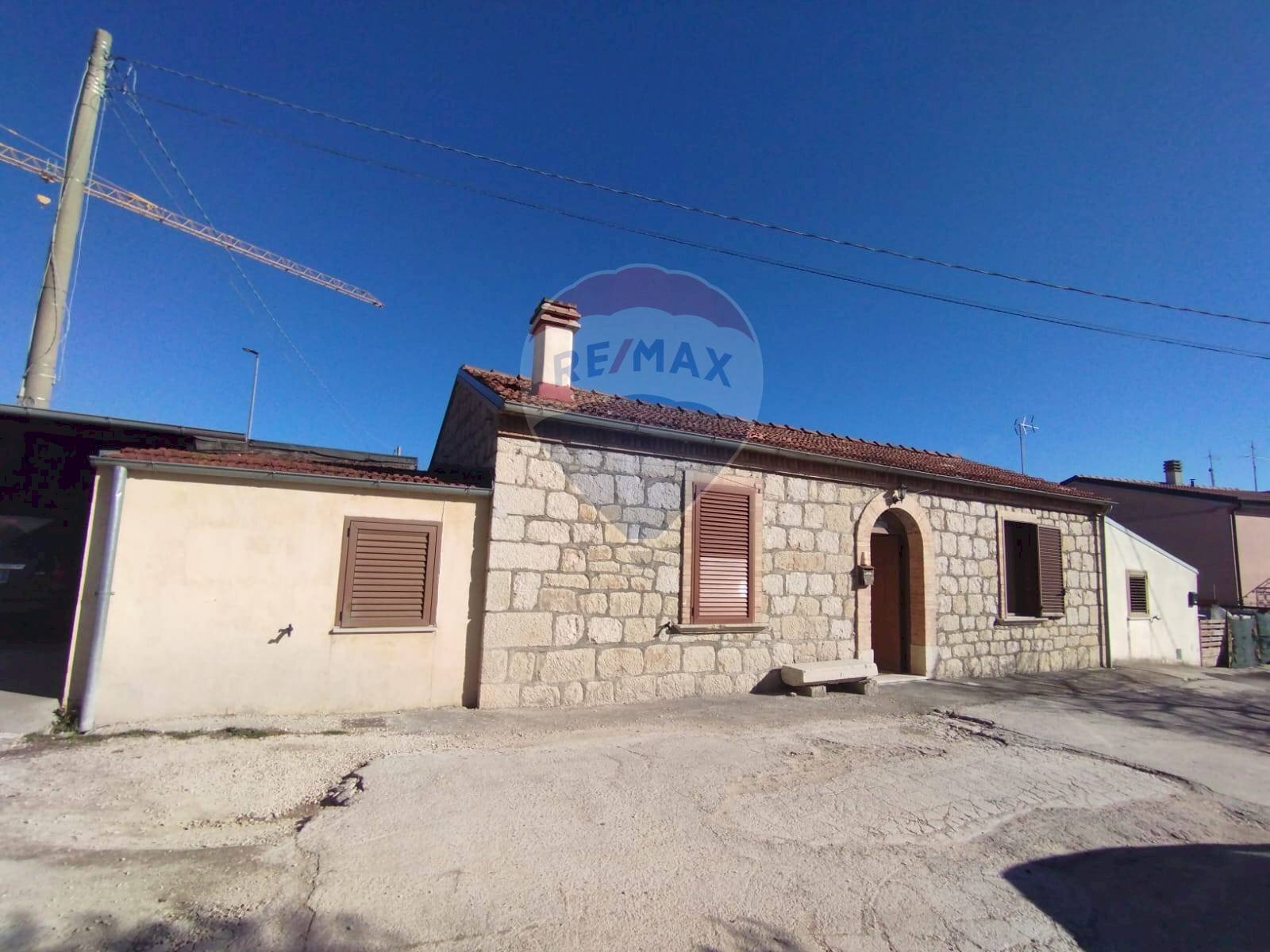 Casa all\'aperto - Casa indipendente Via San Giovanni Dei Gelsi
126, Campobasso - foto 2