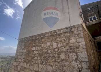 Casa all\'aperto - Casa semi indipendente Via Vittorio Emanuele III
 
87, Torella del Sannio - foto 11