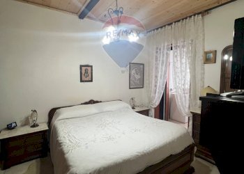 Camera / camera da letto - Villa a Schiera La Grande Quercia Nuova - quarzo
 
3, Vinchiaturo - foto 15