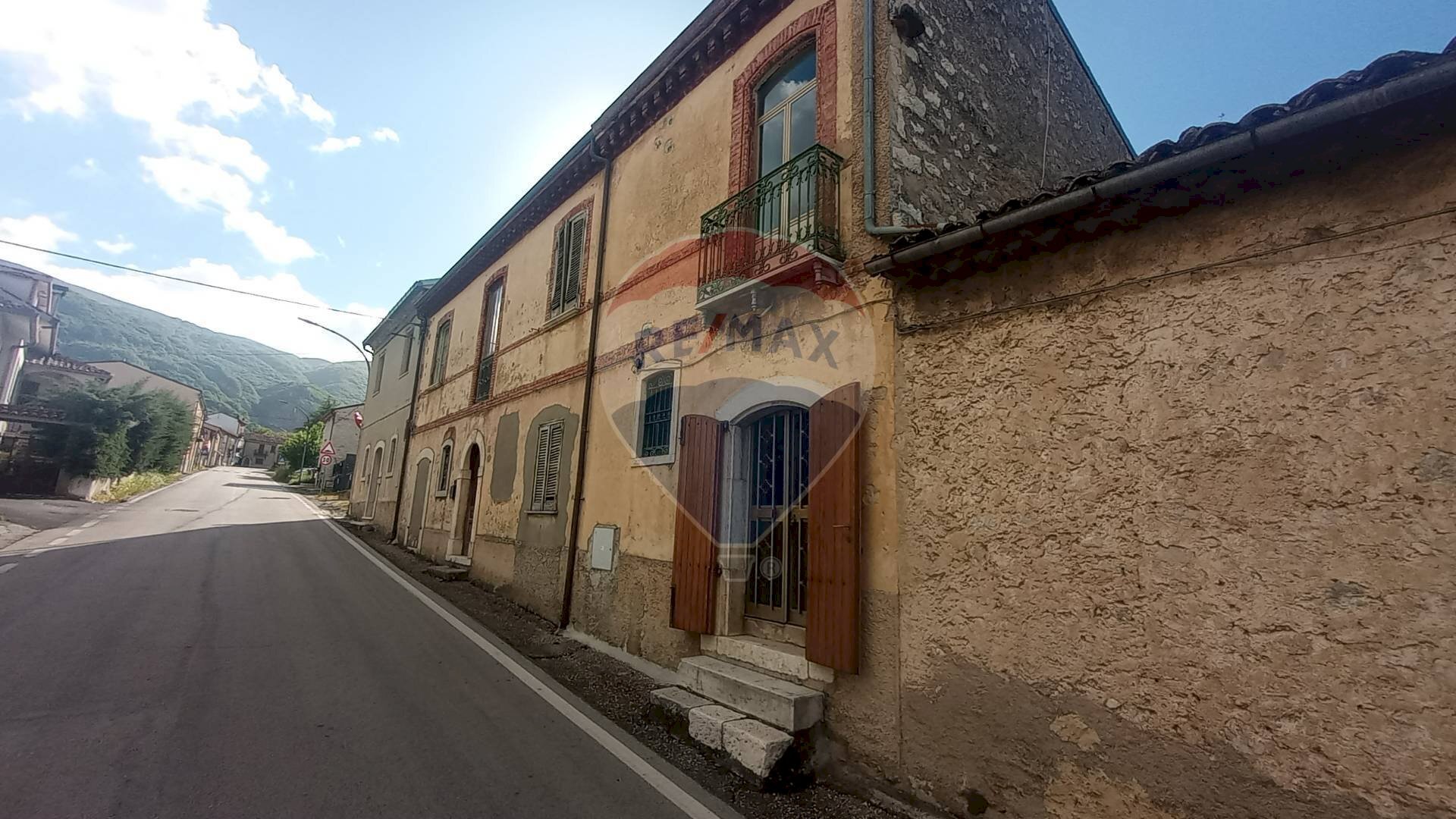 Edificio all\'aperto - Three-room apartment STRADA PROVINCIALE 67
 
12, Campochiaro - photo 1