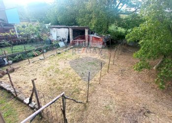 Giardino - Trilocale STRADA PROVINCIALE 67
 
12, Campochiaro - foto 17