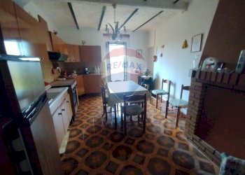 Sala da pranzo - Casa semi indipendente via vico lungo
 
48/50, Lucito - foto 3