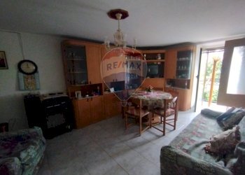 Sala da pranzo - Casa semi indipendente via vico lungo
 
48/50, Lucito - foto 4