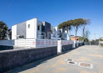 Foto 2 - Villa Via Di Macchia Palocco
 
160, Roma - photo 2