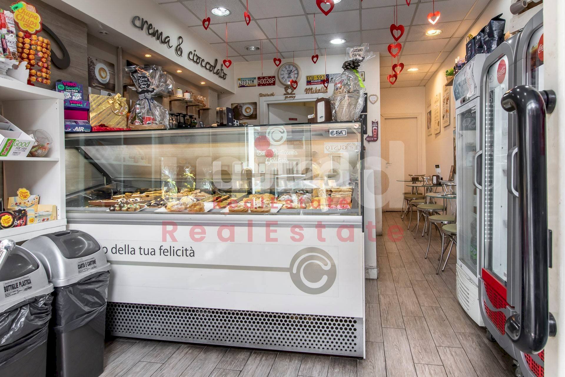 Foto 1 - Commercial Activity Via Sarsina
 
111, Roma - photo 1