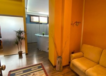 Foto 1 - Office Viale Regione Siciliana Nord ovest
 
4468, Palermo - photo 1