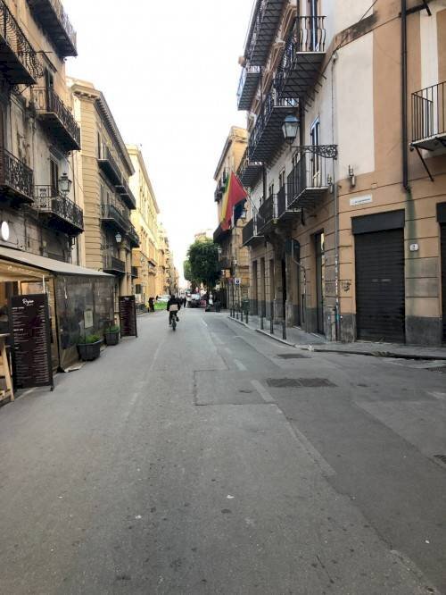 Foto 2 - Attività Commerciale Via Vittorio Emanuele, Palermo - foto 2