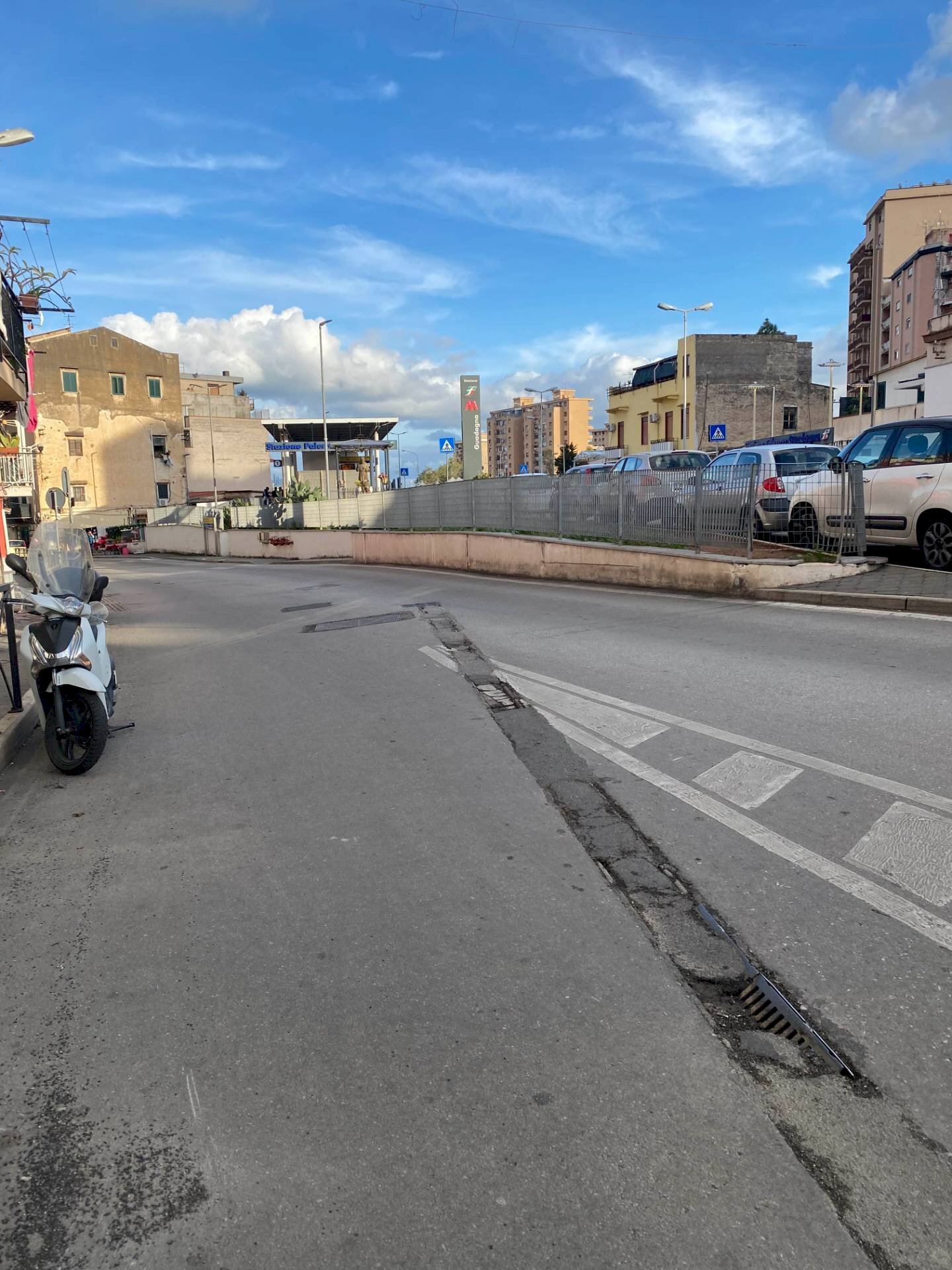 Foto 1 - Shop Via Buonriposo
 
195, Palermo - photo 1