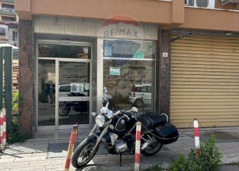 Edificio all\'aperto - Office Viale Praga
 
45, Palermo - photo 3
