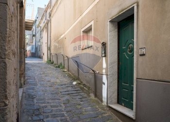 Edificio all\'aperto - Independent house Via Apollonio Di Bilio
 
4, Enna - photo 12