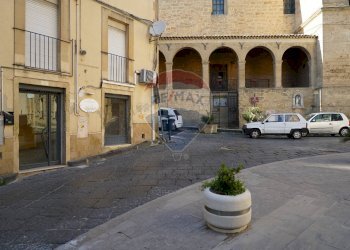 Edificio all\'aperto - Commercial Activity Via Roma
 
183, Enna - photo 5